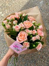 Букет цветов из:  Розы #REPLACE_PRED# Китаевском